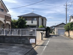 吉川市高久１丁目