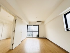 ご家族みんながゆったりくつろげる広々リビング。
