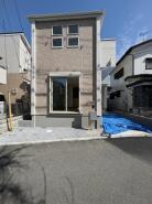 空と建物が織りなす、開放感ある空間