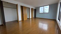 春日部市緑町３丁目