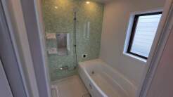 春日部市緑町３丁目