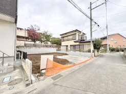 今なら建築中の住まいをご覧いただけます。構造体の質問もお気軽に。
