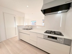 出来上がった料理をパートナーさんが運ぶなど、共同家事の時間が増えるかも。
