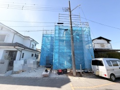 基礎から完成済みの住まいまで、各工程をご確認いただけます。
