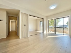 開放感あふれる空間と、心地よく広がる明るさが魅力です