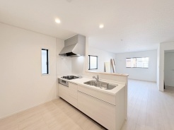 機能的で洗練された空間が、心地よい暮らしを彩ります。