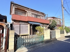 古屋を解体し更地でのお渡しになります。