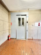 共用エレベーター