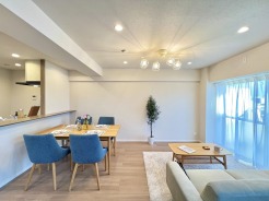 心地よい光と温もりを感じる、穏やかな時間が流れる空間。