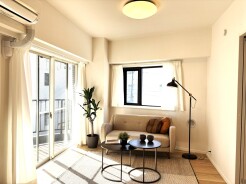 柔らかな光が心地よい、穏やかな時間が流れる空間。