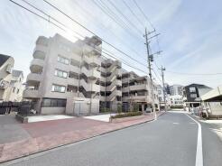 穏やかな空の下、ゆとりある暮らしがここから始まります