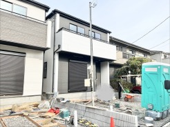 モダンな外観に確かな安心感が漂う住まい