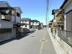 整然と並ぶ住まいが、心地よい暮らしを予感させます。