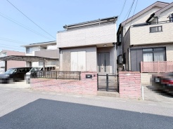 穏やかな日差しが心地よい、静かな住まい