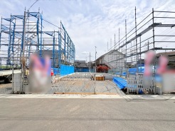 全5棟が2026年6月末完成予定です。建築中の現地と周辺環境をご覧ください。