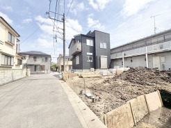 青空と街並みが広がる、穏やかな住環境。