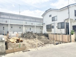 新たな暮らしが息づく、土と光に満ちた空間。