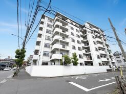 柔らかな日差しが心地よい、穏やかな時間が流れる住まい。