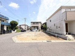 整然とした街並みに、これから新しい物語が始まる心地よさを感じる区画
