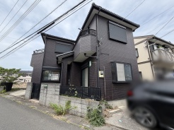 重厚感ある外観が、落ち着いた暮らしを予感させます。