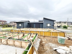 着々と進む、美しい住まいの基礎工事