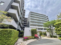 こちらのマンションは、全108戸のコミュニティです。
