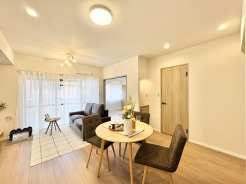 柔らかな光に満ちた、心安らぐ上質な空間。