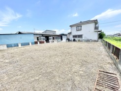 開放感のある広々とした敷地で、新しい暮らしの構想をゆったりと描くことができます。