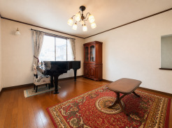 部屋ごとに設けた収納は、住みやすさへのこだわり。
