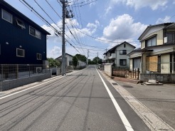 空が広く感じられる穏やかな街並みが、日々の暮らしに心地よい静けさと安らぎをもたらします。