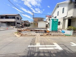 新しい生活の基盤を築くための、ゆとりある敷地の可能性が広がっています。