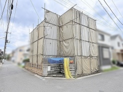 落ち着いた佇まいの中で新しい暮らしの始まりを静かに予感させる景観