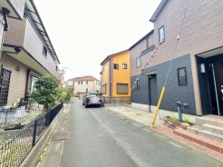 草加市金明町