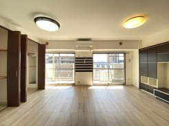 リビングダイニング
