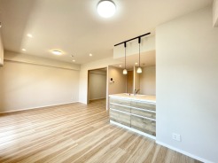 リビングダイニング
