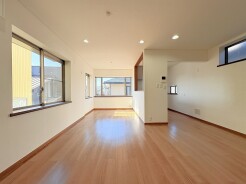 リビングダイニング
