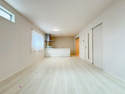 リビングダイニング
