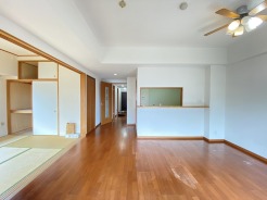 リビングダイニング
