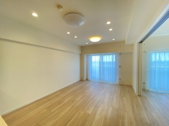 リビングダイニング