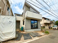 前面道路を含む現地写真