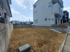 さいたま市中央区鈴谷６丁目