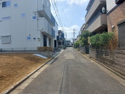 さいたま市中央区鈴谷６丁目