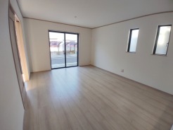 朝から日差しいっぱい、 早起きしたくなるＬＤＫ。
