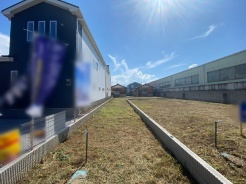 鴻巣市小松１丁目