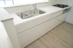 お料理を効率的に、楽しく。あったらいいなをかなえてくれるシステムキッチン。
