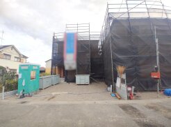 2号棟 行田駅まで徒歩6分の近さ。 忙しい朝が助かる立地、 暮らしにゆとりが生まれます。
