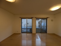 家族が自然に集りそうな広さが魅力のＬＤＫ。
