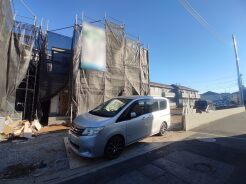 今なら建築中の住まいをご覧いただけます。構造体の質問もお気軽に。
