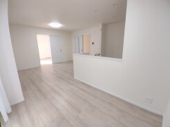 完成済み、実物をじっくりチェックできます。
