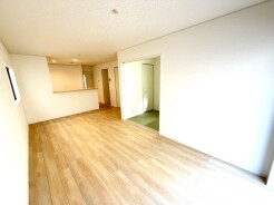 北足立郡伊奈町中央３丁目